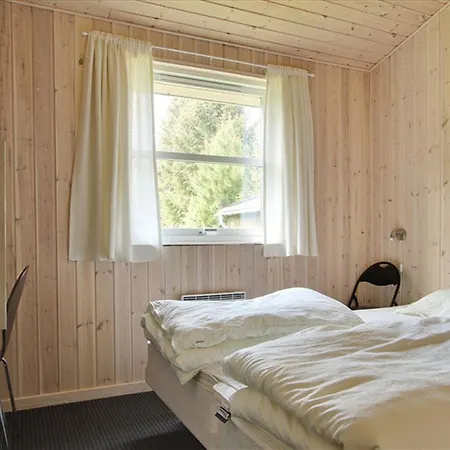 Four-bedroom Holiday In * Hals