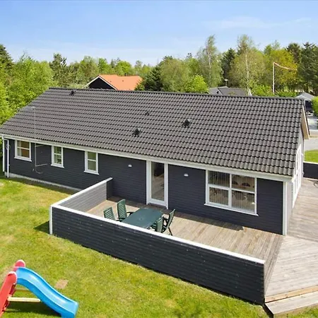 Tatil Evi Four-bedroom Holiday In *